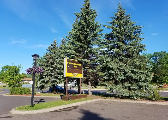 Motel: Willard Munger Inn